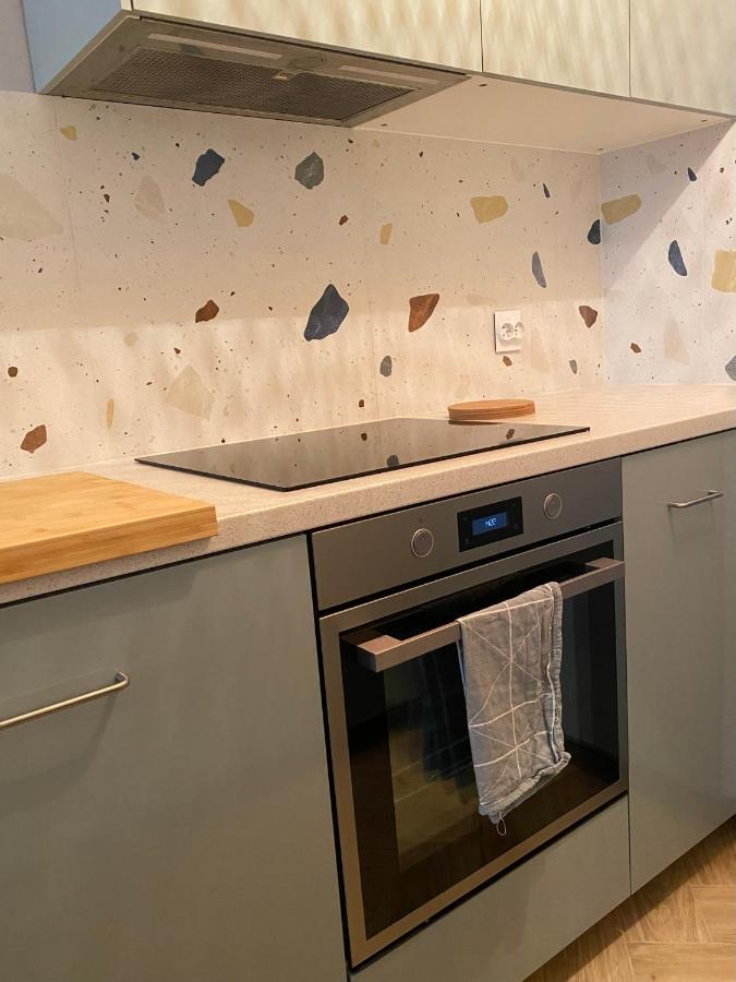 Apartment Close To Metro, 8 Minutes To Centrum And Near Airport Warsaw Exterior photo